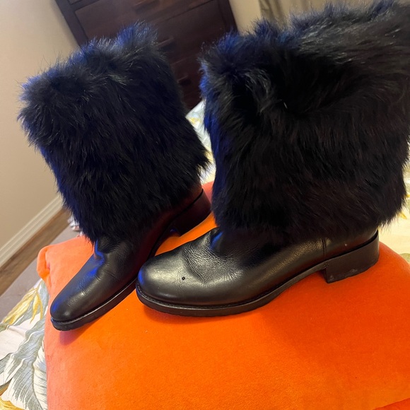 Black leather Via Spiga boots with fur. Size 8. Great condition! Gently worn! - Picture 5 of 6